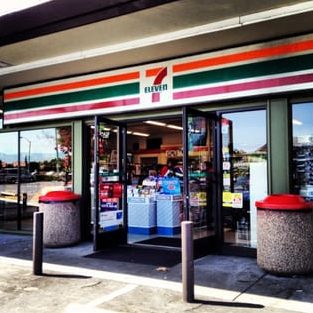 7cafe by 7 eleven bangunan umno pekan 2301