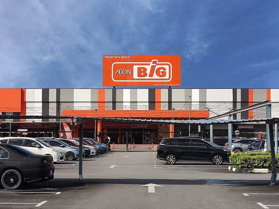 aeon big kluang
