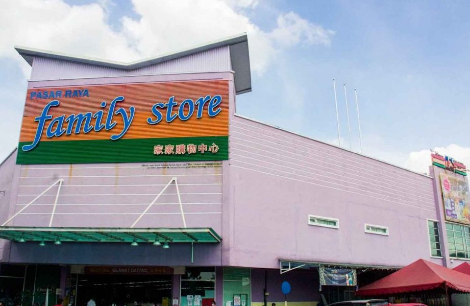 family store bukit rambai 1