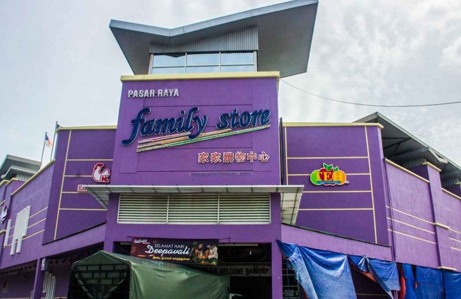 family store masjid tanah 1