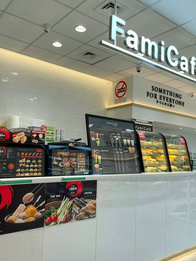 familymart bakar arang