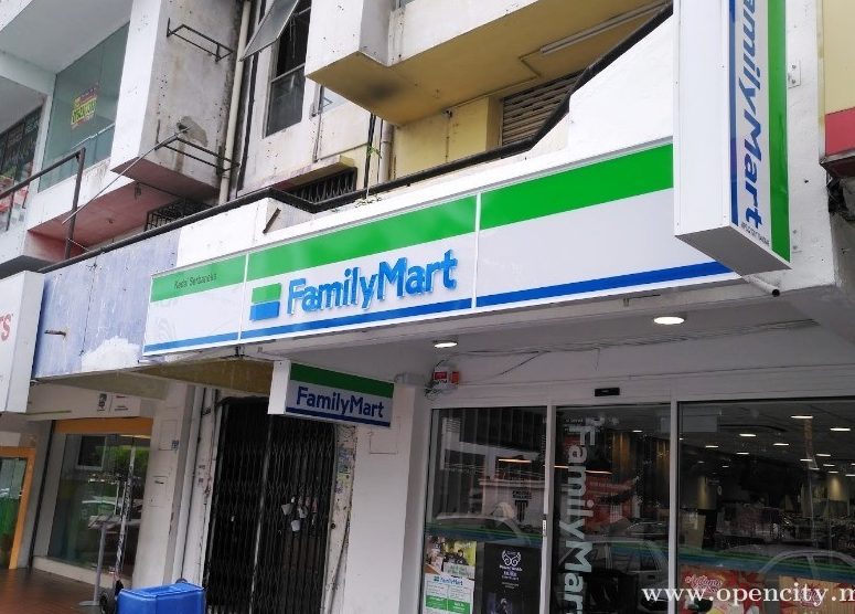 familymart empire subang