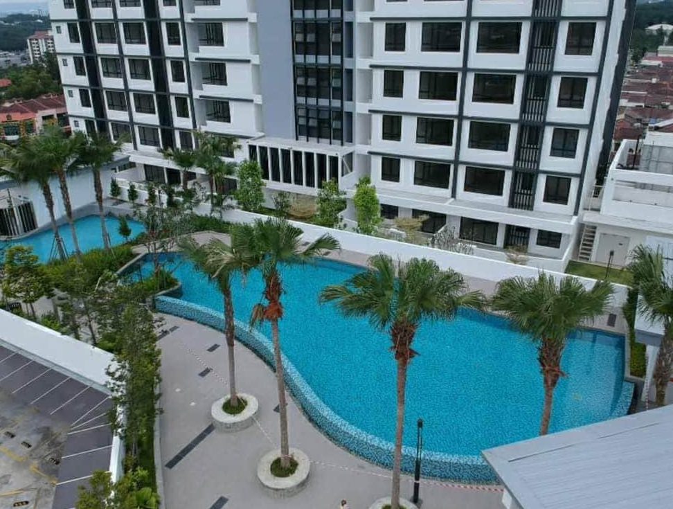 familymart hillpark residence