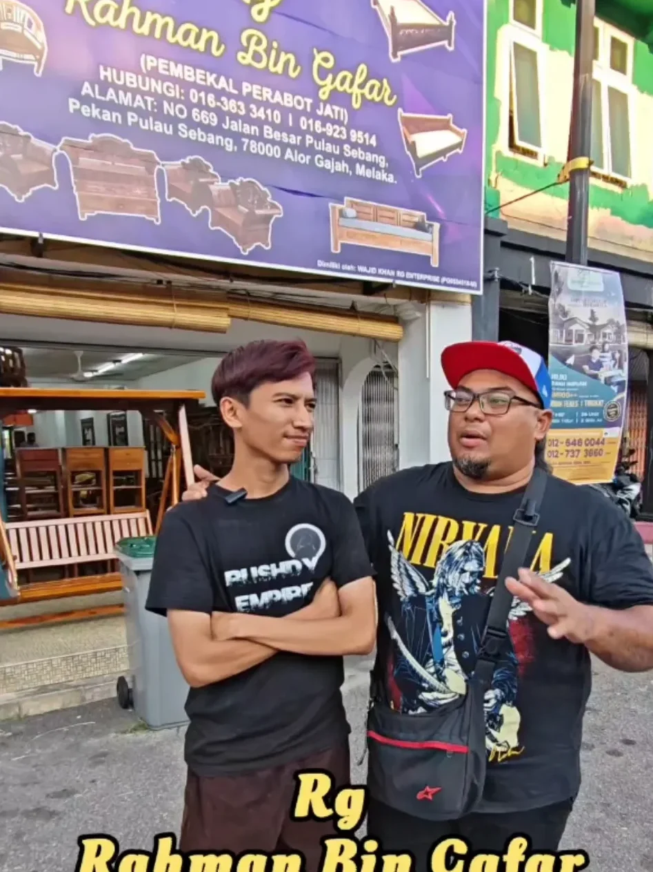 kedai keluarga terbaik di pulau sebang