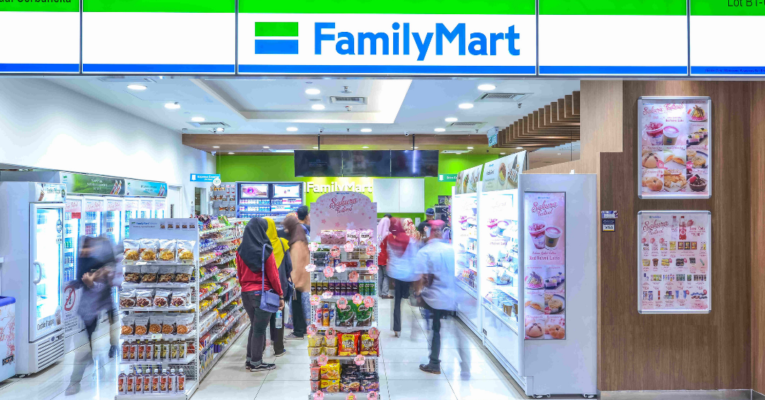 kedai serbaneka familymart