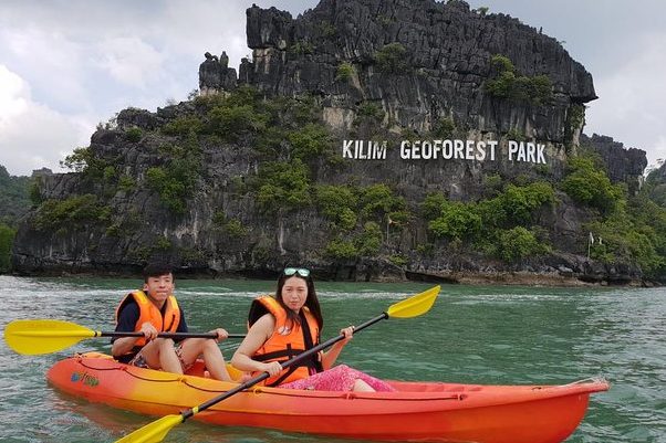 langkawi kayaking adventurekilim geoforest park