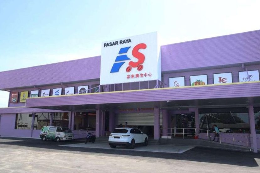 pasaraya family store ampangan
